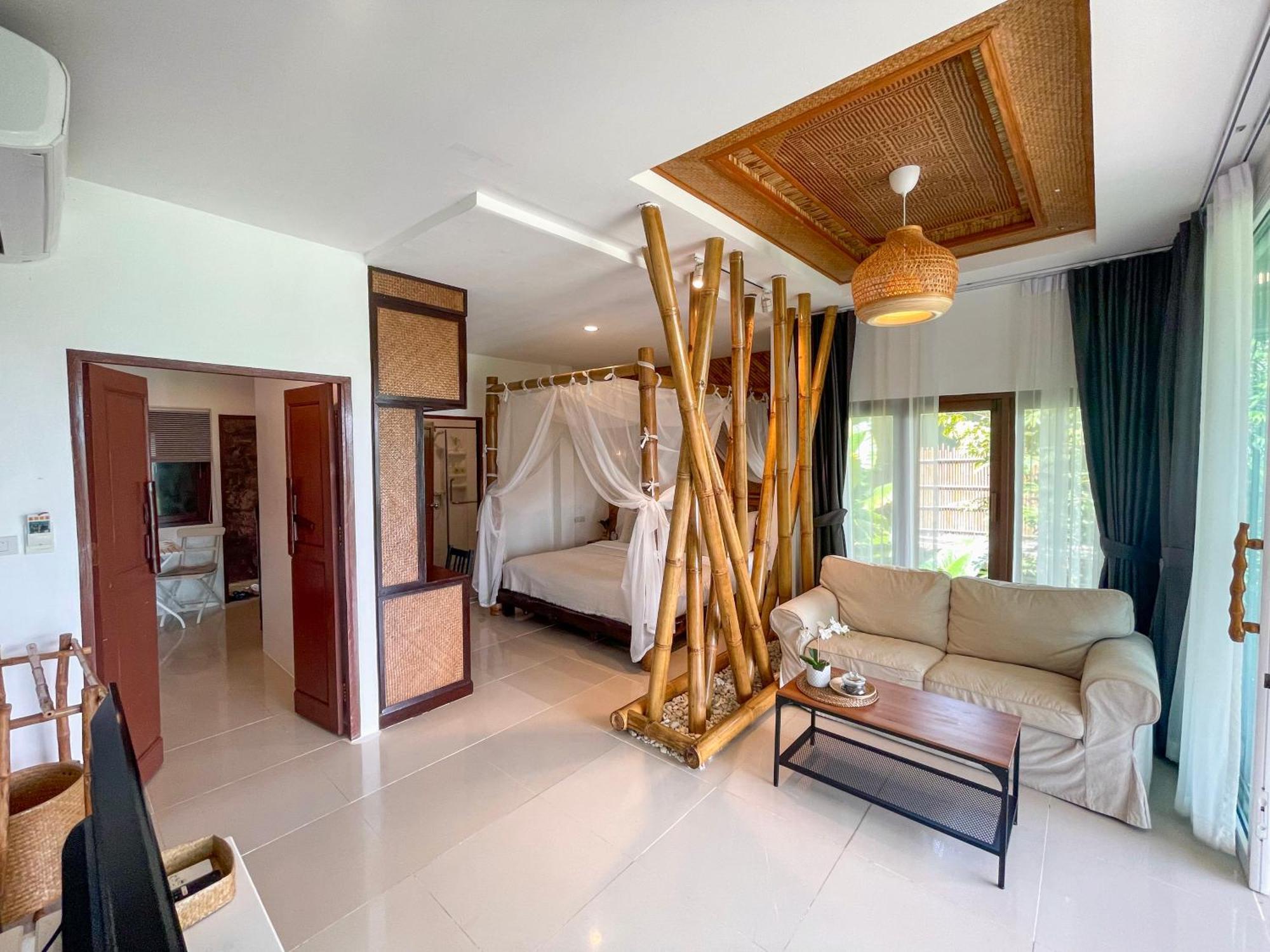 Baan Phuvara Retreat - Romantic Jacuzzi Mountain View Villas Ao Nang Номер фото