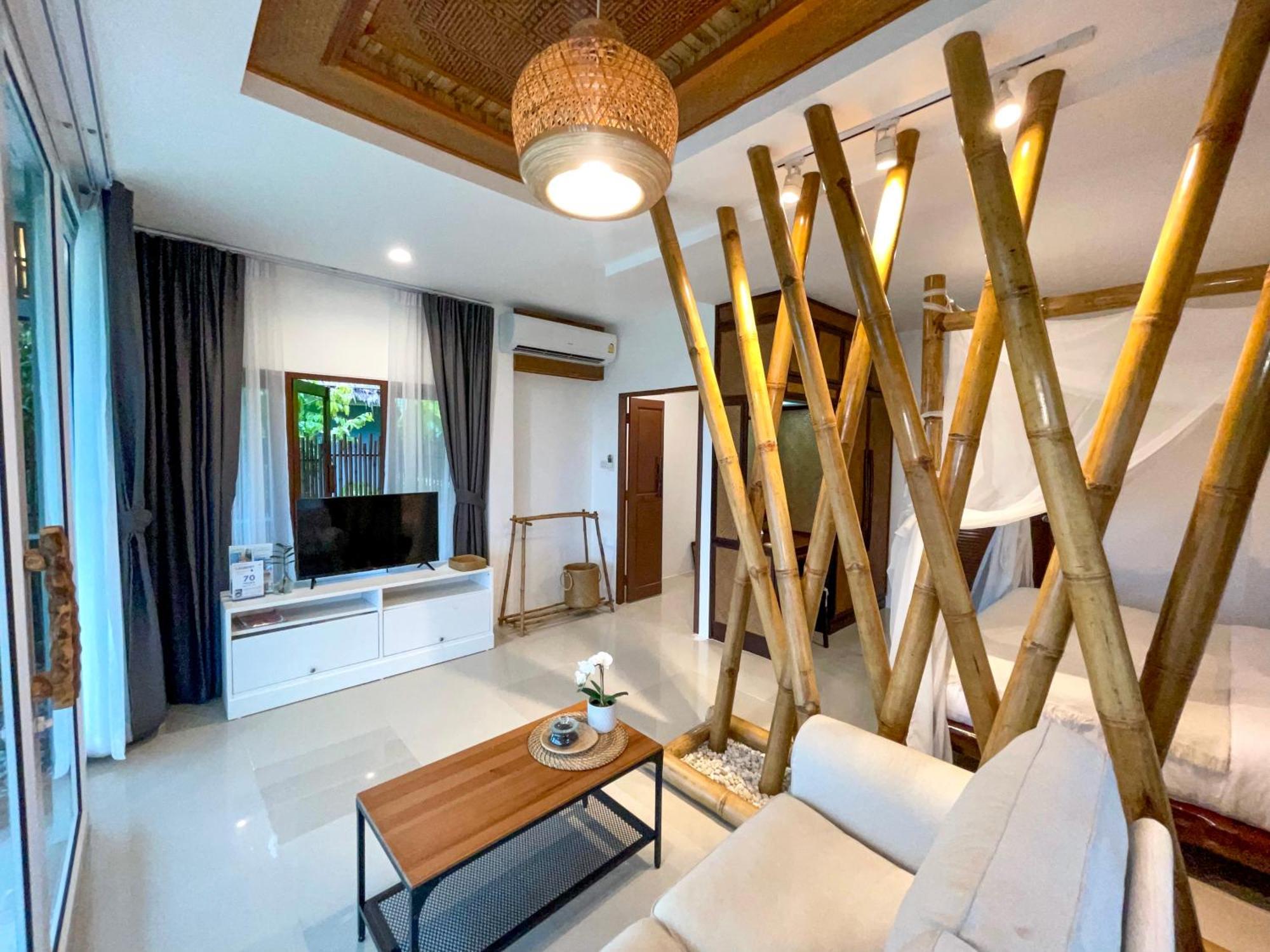 Baan Phuvara Retreat - Romantic Jacuzzi Mountain View Villas Ao Nang Номер фото