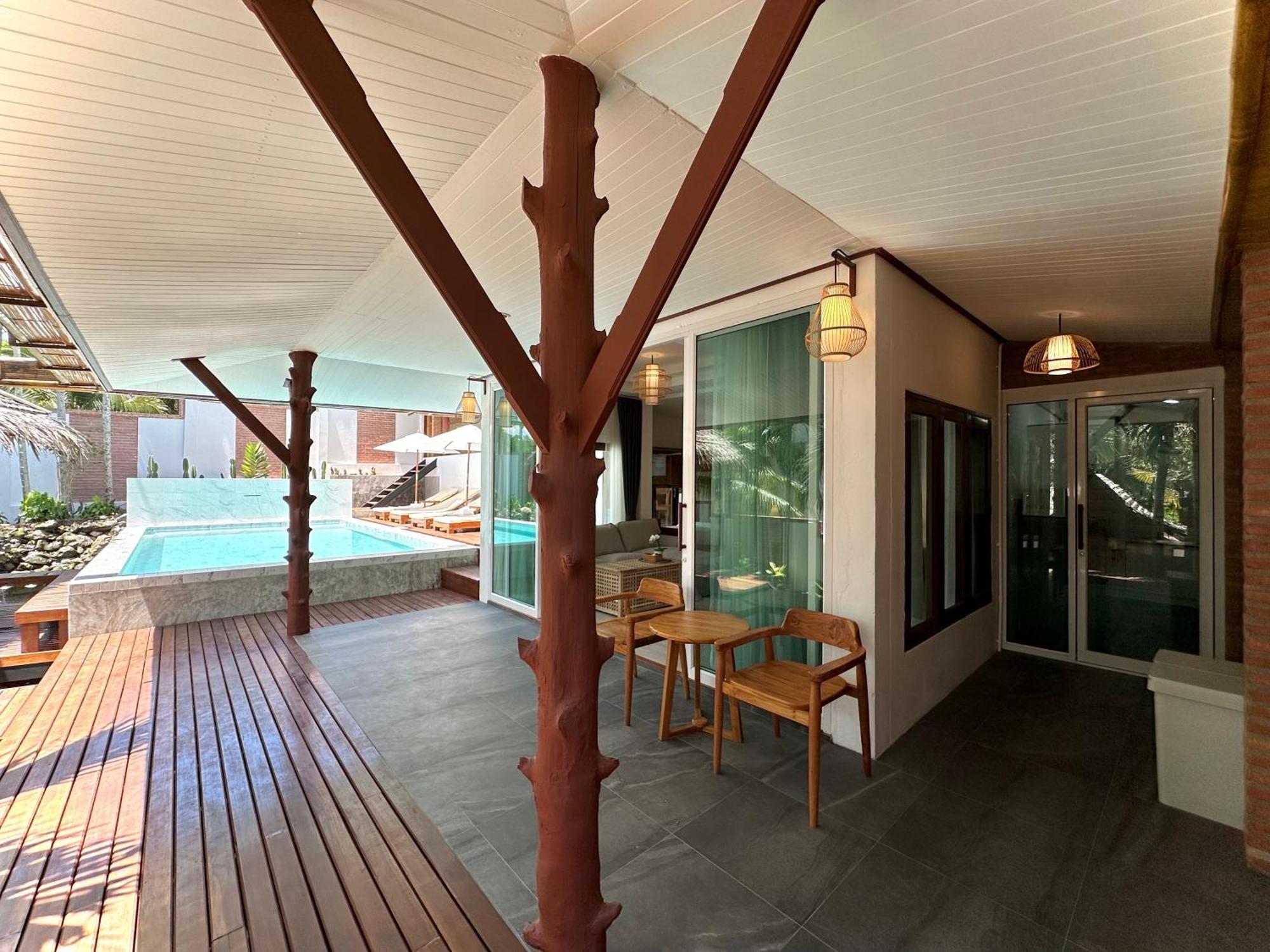 Baan Phuvara Retreat - Romantic Jacuzzi Mountain View Villas Ao Nang Номер фото