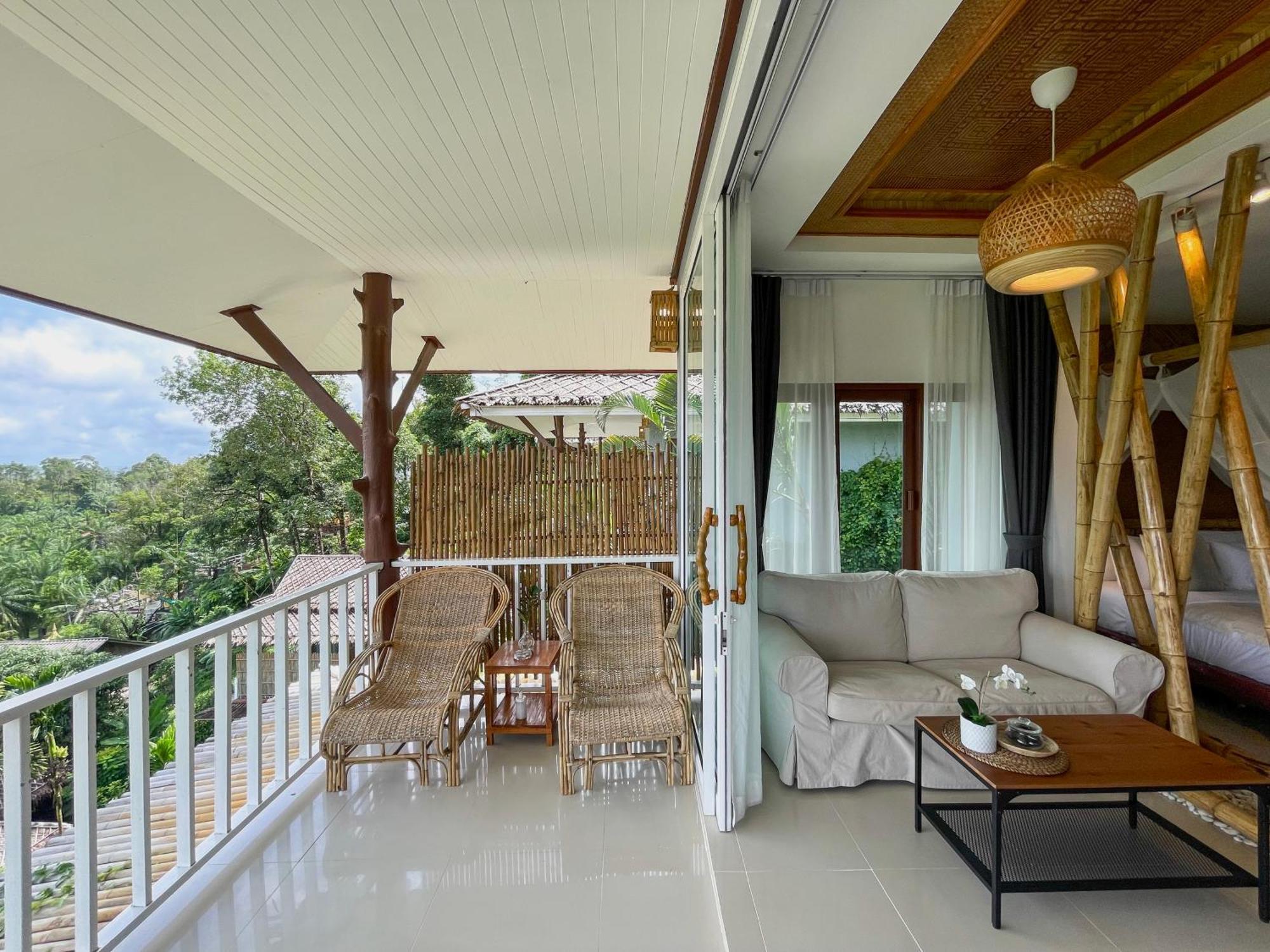 Baan Phuvara Retreat - Romantic Jacuzzi Mountain View Villas Ao Nang Номер фото