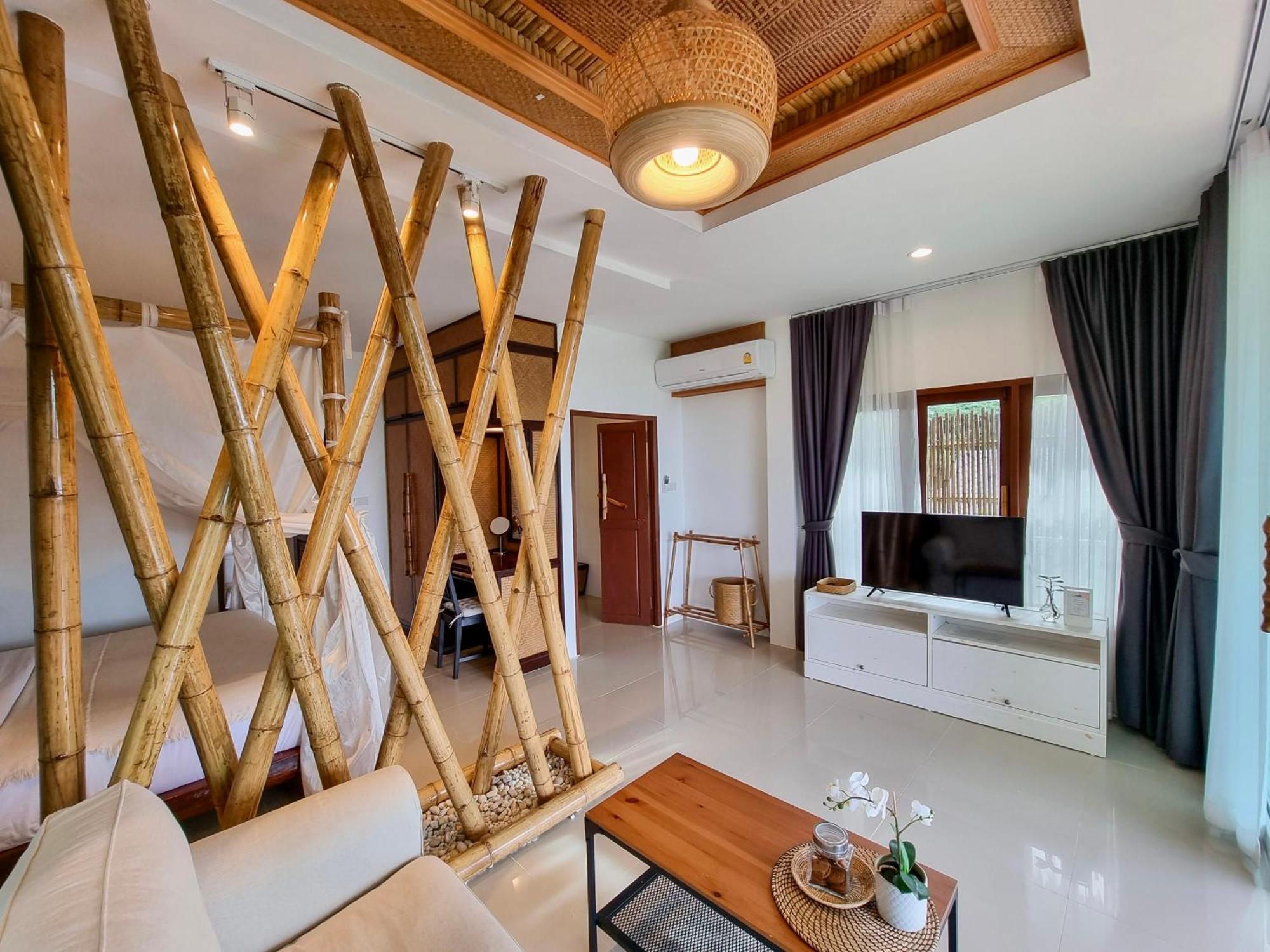 Baan Phuvara Retreat - Romantic Jacuzzi Mountain View Villas Ao Nang Номер фото
