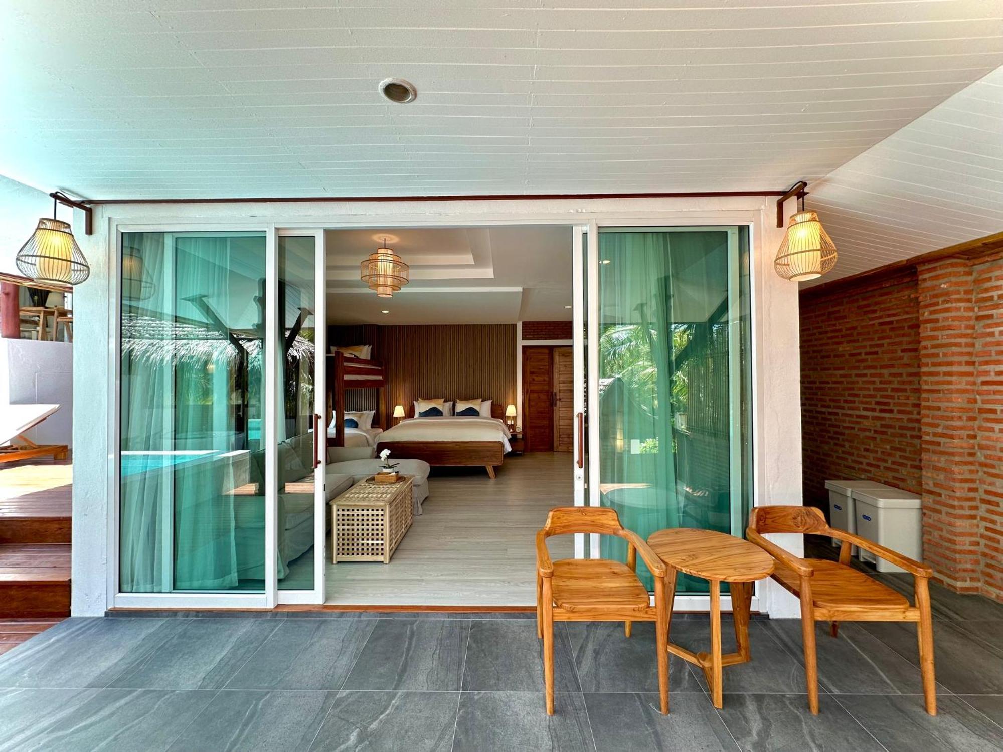 Baan Phuvara Retreat - Romantic Jacuzzi Mountain View Villas Ao Nang Номер фото