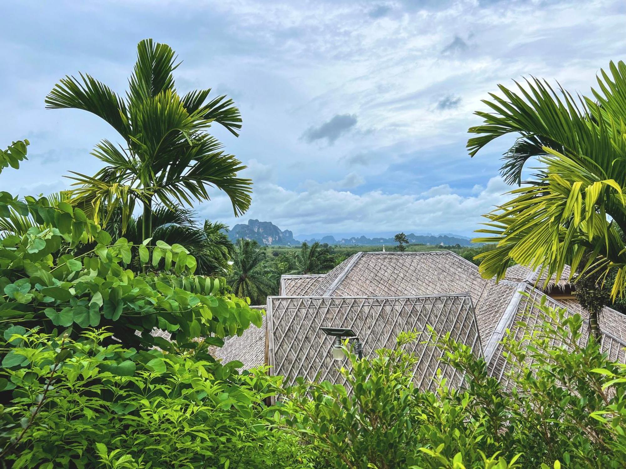 Baan Phuvara Retreat - Romantic Jacuzzi Mountain View Villas Ao Nang Номер фото